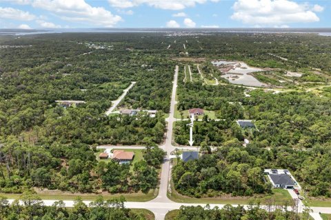 Villa ou maison à vendre à Port Charlotte, Floride: 4 chambres, 232.35 m2 № 2227664 - photo 3