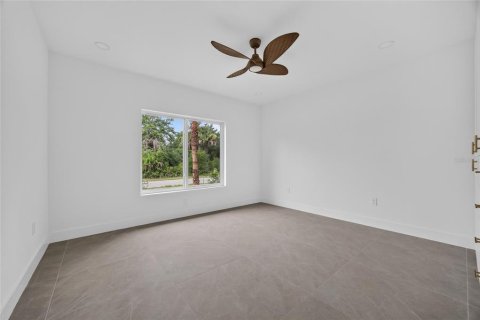 Villa ou maison à vendre à Port Charlotte, Floride: 4 chambres, 232.35 m2 № 2227664 - photo 29