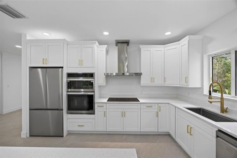Villa ou maison à vendre à Port Charlotte, Floride: 4 chambres, 232.35 m2 № 2227664 - photo 15