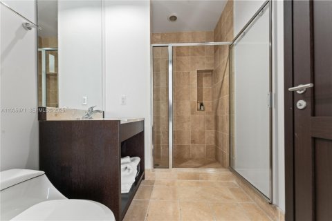 Apartamento en alquiler en Sunny Isles Beach, Florida, 3 dormitorios, 280.19 m2 № 1993805 - foto 20