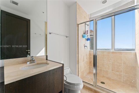 Apartamento en alquiler en Sunny Isles Beach, Florida, 3 dormitorios, 280.19 m2 № 1993805 - foto 23