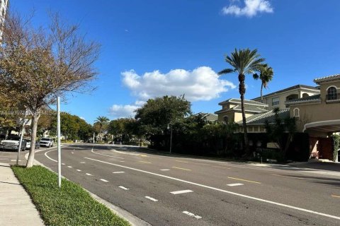 Copropriété à vendre à Tampa, Floride: 1 chambre, 72.84 m2 № 1998138 - photo 8