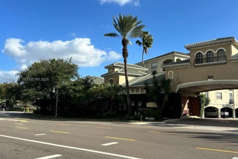 Copropriété à vendre à Tampa, Floride: 1 chambre, 72.84 m2 № 1998138 - photo 2