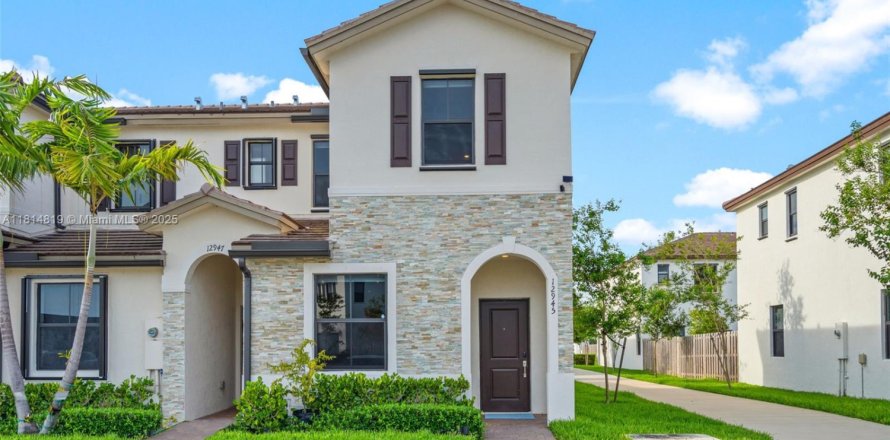 Touwnhouse à Homestead, Floride 3 chambres, 143.53 m2 № 1766697