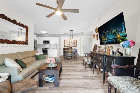 Купить кондоминиум в Майами, Флорида 2 спальни, 93м2, № 1972034 - фото 11