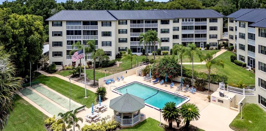 Condominio en Mount Dora, Florida, 3 dormitorios № 1902815