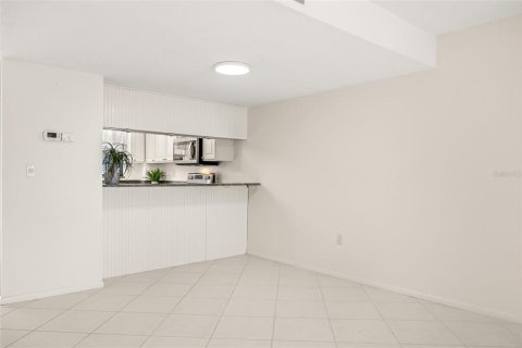 Copropriété à louer à Mount Dora, Floride: 3 chambres, 128.86 m2 № 1902815 - photo 9
