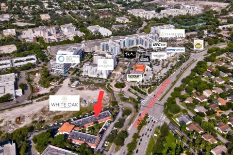 Propiedad comercial en venta en Plantation, Florida № 1963816 - foto 2