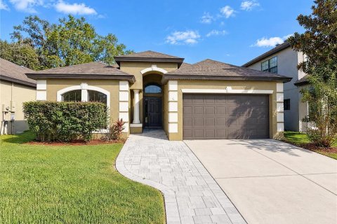 Villa ou maison à Spring Hill, Floride 4 chambres, 192.77 m2 № 2426904