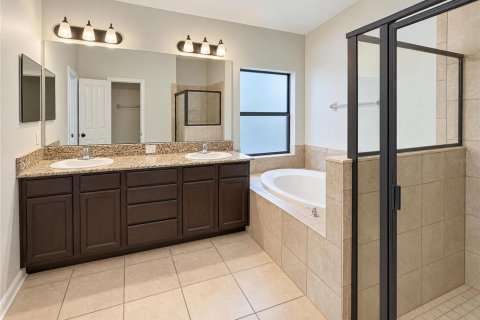 Villa ou maison à vendre à Spring Hill, Floride: 4 chambres, 192.77 m2 № 2426904 - photo 19