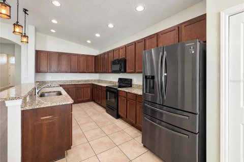 Villa ou maison à vendre à Spring Hill, Floride: 4 chambres, 192.77 m2 № 2426904 - photo 10