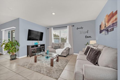 Villa ou maison à vendre à Winter Haven, Floride: 4 chambres, 171.96 m2 № 2130256 - photo 11