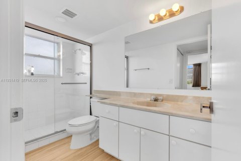 Condominio en venta en Aventura, Florida, 2 dormitorios, 154.78 m2 № 1992283 - foto 15