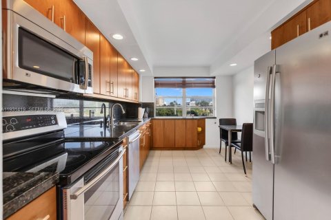 Condominio en venta en Aventura, Florida, 2 dormitorios, 154.78 m2 № 1992283 - foto 8