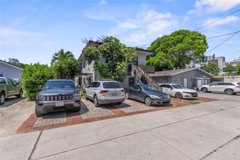 Commercial property in Fort Lauderdale, Florida 360.46 sq.m. № 1800819 - photo 7