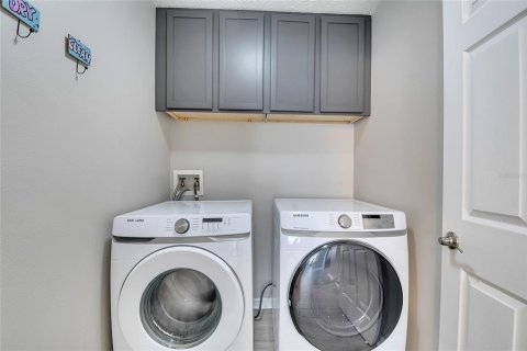 Villa ou maison à louer à Davenport, Floride: 4 chambres, 206.99 m2 № 1901105 - photo 14