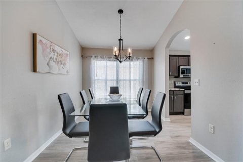 Villa ou maison à louer à Davenport, Floride: 4 chambres, 206.99 m2 № 1901105 - photo 15