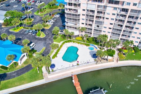 Copropriété à louer à St. Lucie, Floride: 2 chambres, 100.15 m2 № 2147308 - photo 5