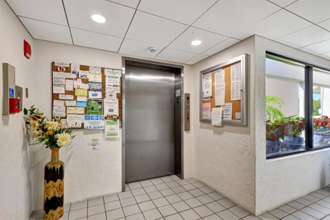 Copropriété à louer à St. Lucie, Floride: 2 chambres, 100.15 m2 № 2147308 - photo 29