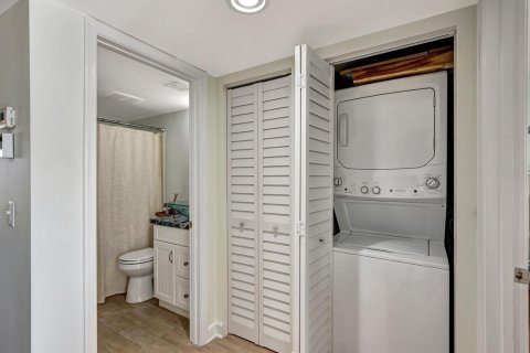 Copropriété à louer à St. Lucie, Floride: 2 chambres, 100.15 m2 № 2147308 - photo 20