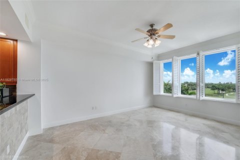 Copropriété à vendre à Coral Gables, Floride: 3 chambres, 276.11 m2 № 1957389 - photo 9