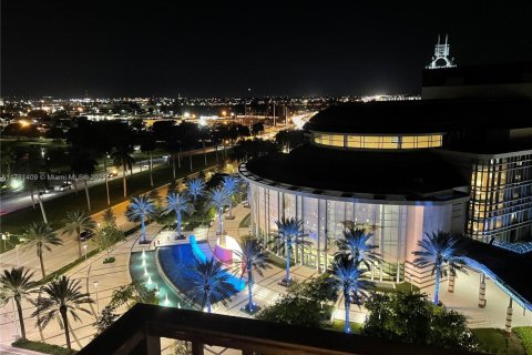 Condominio en alquiler en West Palm Beach, Florida, 2 dormitorios, 91.97 m2 № 1708864 - foto 17