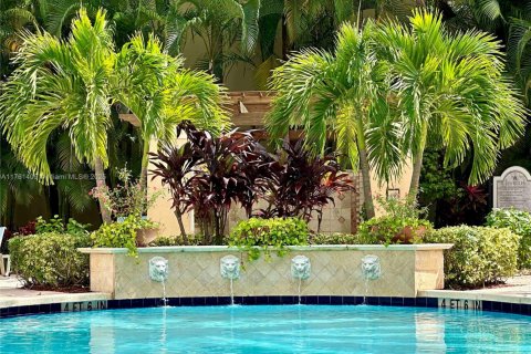 Condominio en alquiler en West Palm Beach, Florida, 2 dormitorios, 91.97 m2 № 1708864 - foto 19