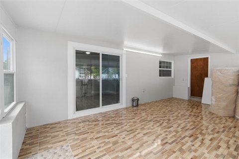 House in Orlando, Florida 3 bedrooms, 124.58 sq.m. № 2222739 - photo 17