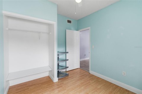 House in Orlando, Florida 3 bedrooms, 124.58 sq.m. № 2222739 - photo 23