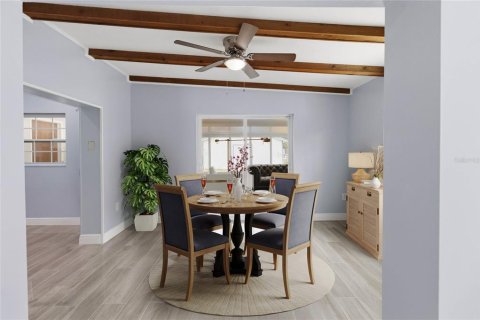 House in Orlando, Florida 3 bedrooms, 124.58 sq.m. № 2222739 - photo 7