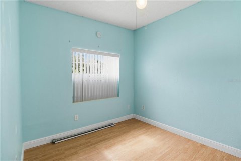 House in Orlando, Florida 3 bedrooms, 124.58 sq.m. № 2222739 - photo 22