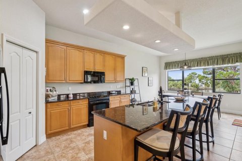 Townhouse in Tarpon Springs, Florida 3 bedrooms, 241.45 sq.m. № 1784388 - photo 6
