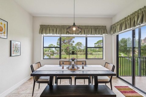 Townhouse in Tarpon Springs, Florida 3 bedrooms, 241.45 sq.m. № 1784388 - photo 11