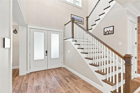 House in Tampa, Florida 5 bedrooms, 382.85 sq.m. № 2345503 - photo 7
