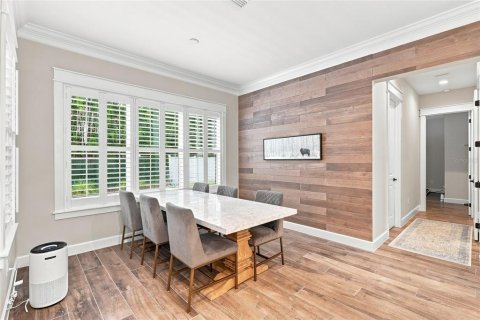 House in Tampa, Florida 5 bedrooms, 382.85 sq.m. № 2345503 - photo 16