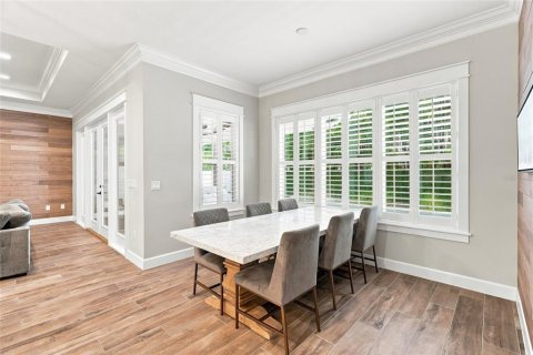 House in Tampa, Florida 5 bedrooms, 382.85 sq.m. № 2345503 - photo 17