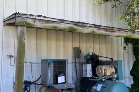 Commercial property in Orlando, Florida 369.75 sq.m. № 2309958 - photo 8