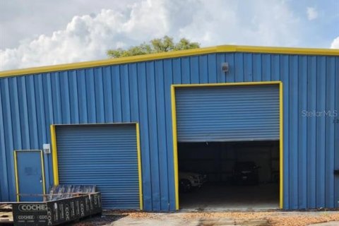 Propiedad comercial en Orlando, Florida 369.75 m2 № 2309958