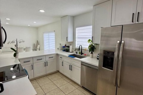 Villa ou maison à vendre à Homestead, Floride: 3 chambres, 111.48 m2 № 2087848 - photo 7