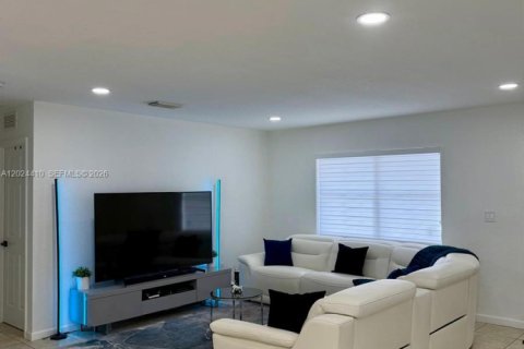 Villa ou maison à vendre à Homestead, Floride: 3 chambres, 111.48 m2 № 2087848 - photo 4