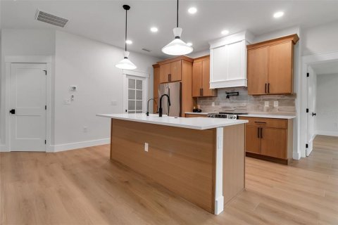House in Venice, Florida 3 bedrooms, 166.2 sq.m. № 1721750 - photo 23