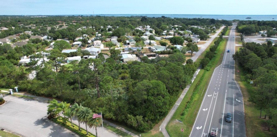 Land in Sebastian, Florida № 1177398