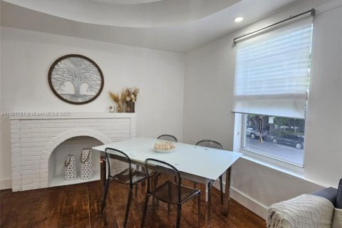 Appartement à louer à Miami Beach, Floride: 1 chambre, 374.02 m2 № 1890224 - photo 6