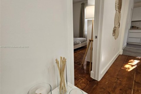 Appartement à louer à Miami Beach, Floride: 1 chambre, 374.02 m2 № 1890224 - photo 19