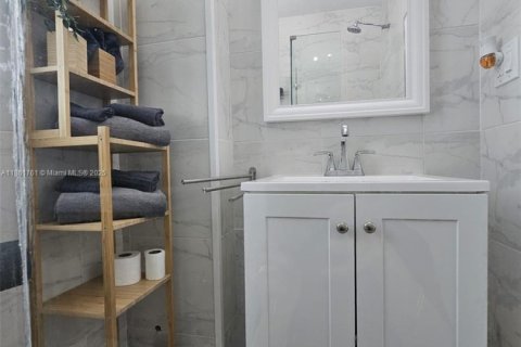 Appartement à louer à Miami Beach, Floride: 1 chambre, 374.02 m2 № 1890224 - photo 29