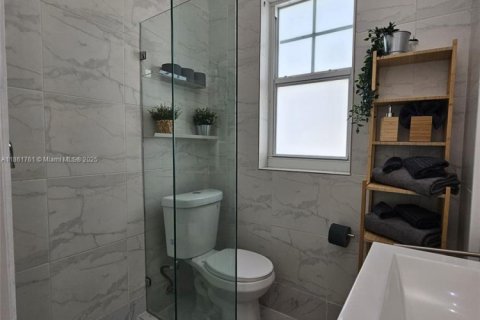 Appartement à louer à Miami Beach, Floride: 1 chambre, 374.02 m2 № 1890224 - photo 27