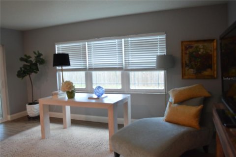 House in Titusville, Florida 2 bedrooms, 125.23 sq.m. № 1885154 - photo 10