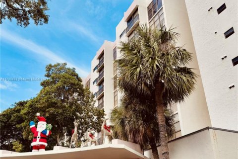 Copropriété à vendre à Sunny Isles Beach, Floride: 1 chambre, 59.46 m2 № 1983233 - photo 1