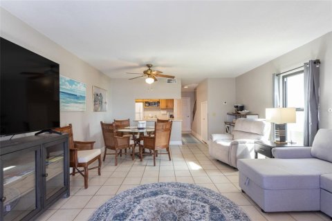 Copropriété à vendre à Flagler Beach, Floride: 2 chambres, 110 m2 № 2290474 - photo 3