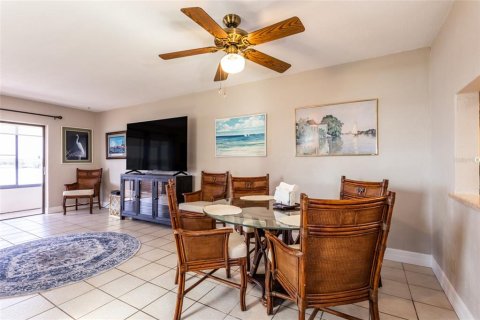 Copropriété à vendre à Flagler Beach, Floride: 2 chambres, 110 m2 № 2290474 - photo 6
